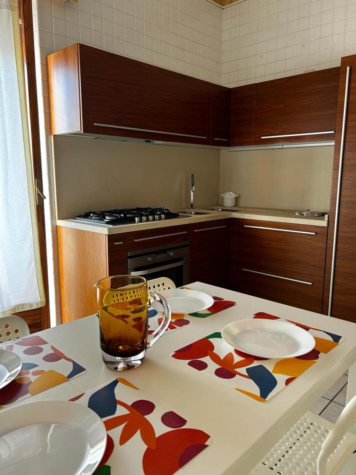Front Beach Apartment - 3 Bedrooms Bari Zewnętrze zdjęcie